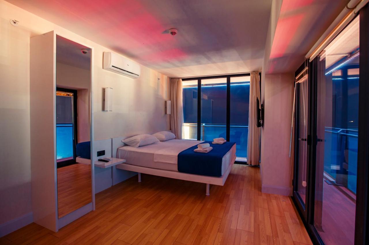 Panorama Orbi City Center Suite Sea View Batumi Exterior photo